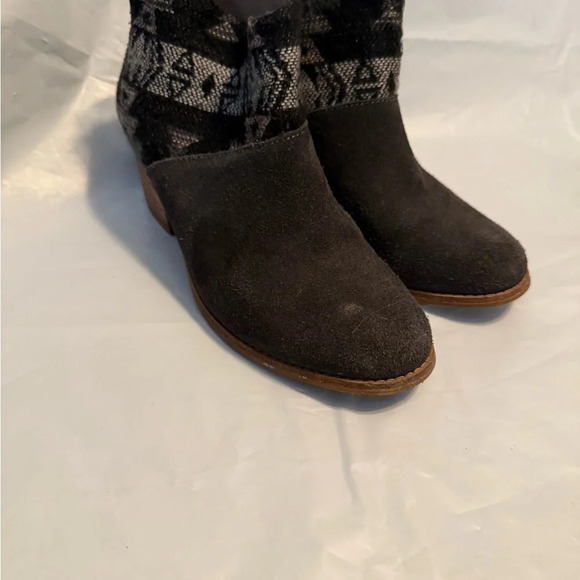 Toms Womens Sz 6.5 Leila Suede Ankle Booties Aztec Southwestern Grey - Picture 6 of 10